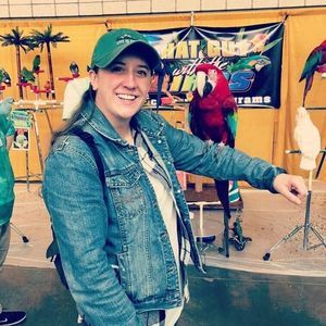 Meet your Posher, Ambra